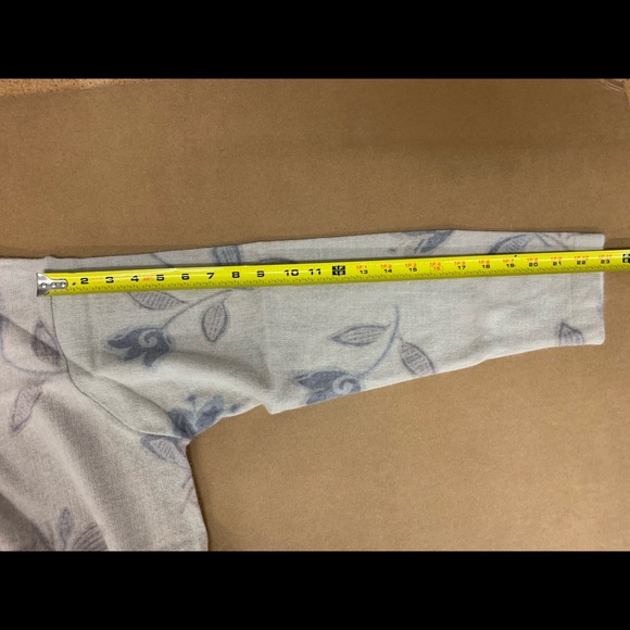 Gabriella T women’s shirt - Picture 6 of 7